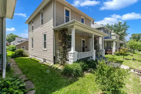 Exterior - 1179 26th Street A, Moline, IL 61265 photo 4 of 13
