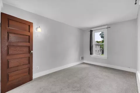 Bedroom - 1179 26th Street A, Moline, IL 61265 photo 6 of 9