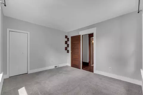 Bedroom - 1179 26th Street A, Moline, IL 61265 photo 1 of 9