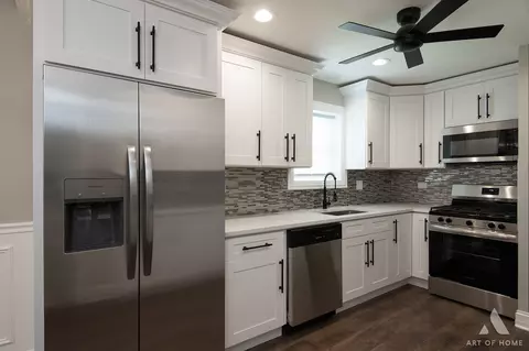 7737 S Champlain Ave, Chicago, IL 60619 photo 14