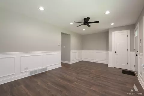 7737 S Champlain Ave, Chicago, IL 60619 photo 8