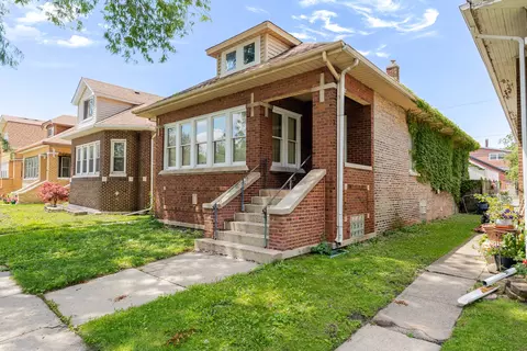 10708 S S Ave, Chicago, IL 60617