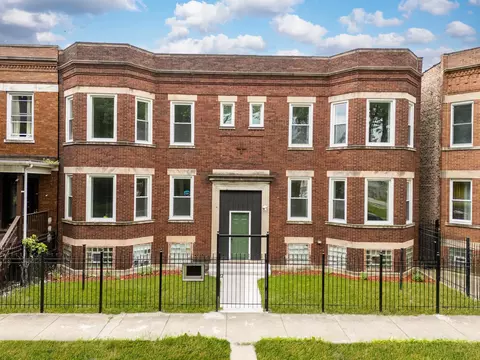 Exterior - 1421 E 69th Pl, Chicago, IL 60637 photo 7 of 7