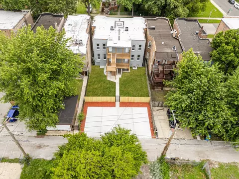 View/Area - 1421 E 69th Pl, Chicago, IL 60637 photo 3 of 6