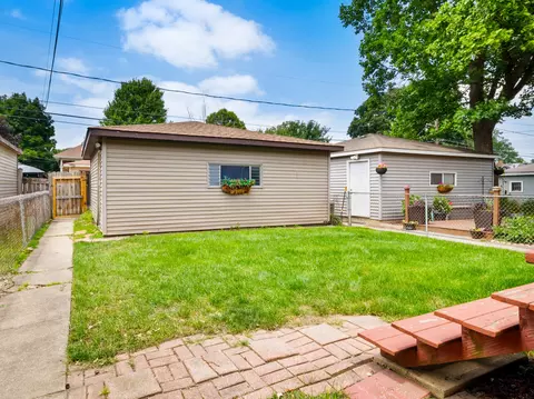 Exterior - 3640 Arthur Ave, Brookfield, IL 60513 photo 7 of 7