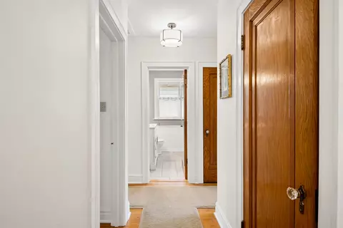 Entry Way - 3640 Arthur Ave, Brookfield, IL 60513 photo 3 of 3