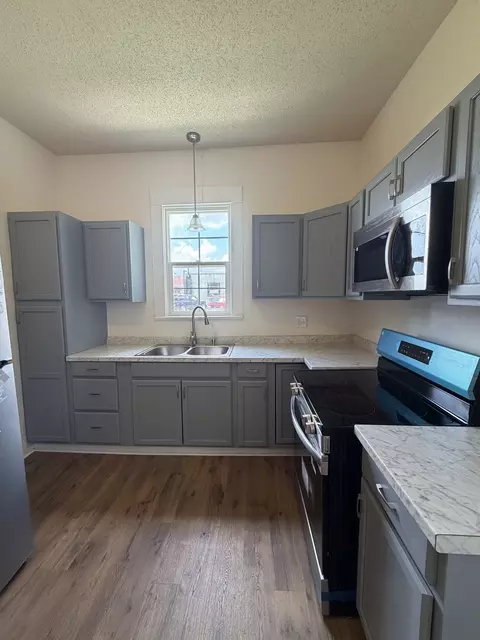 Kitchen - 109 E 7th St, Metropolis, IL 62960 photo 1 of 3