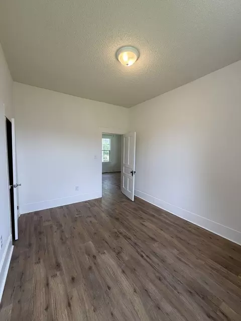 Bedroom - 109 E 7th St, Metropolis, IL 62960 photo 5 of 8