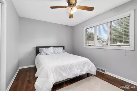 Bedroom - 1301 Coolidge Ave, Wheaton, IL 60189 photo 2 of 2