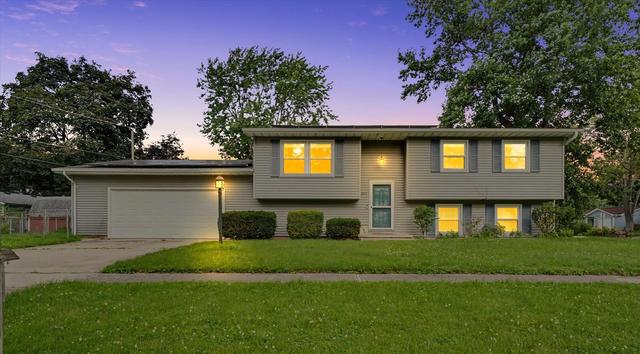 2401 Arden Dr, Champaign, IL 61821