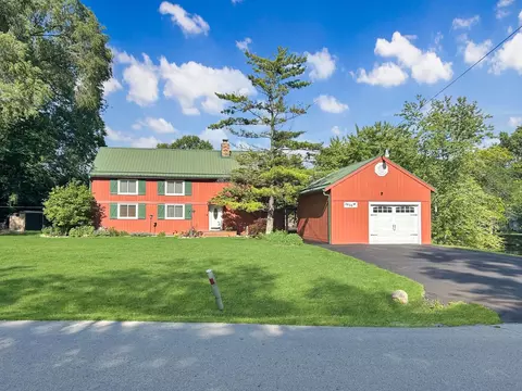 3650 Walleye Rd, Morris, IL 60450