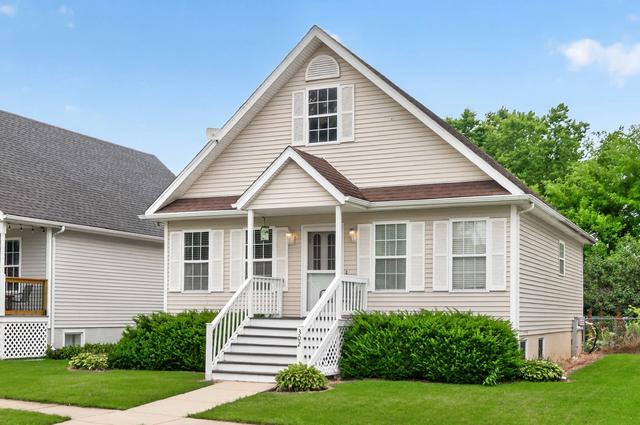 302 8th St, Kirkland, IL 60146