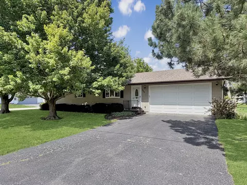 309 Maple Ave, Forreston, IL 61030