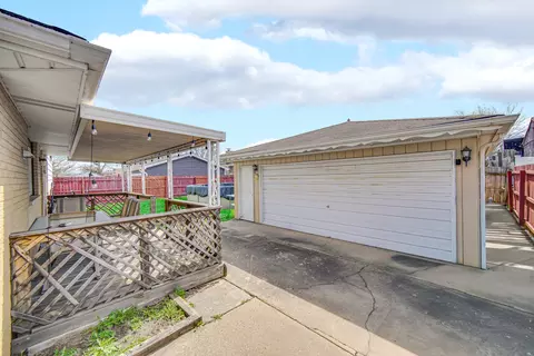 7305 W 75th St, Bridgeview, IL 60455 photo 21