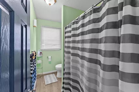 Bath - 1616 25th Ave, Moline, IL 61265 photo 2 of 2