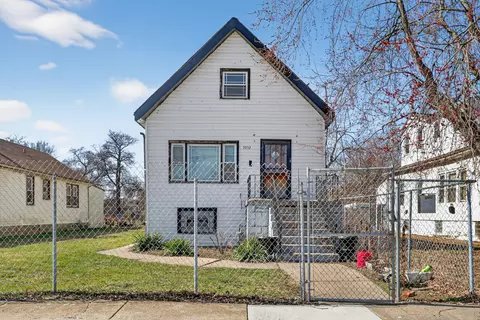 9952 S Vincennes Ave, Chicago, IL 60643