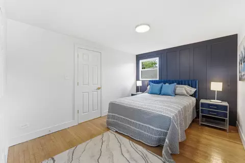 Bedroom - 11635 S Bishop St, Chicago, IL 60643 photo 7 of 7