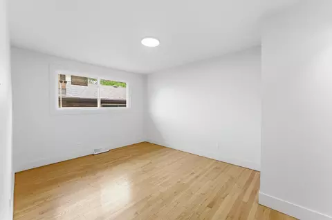 Bedroom - 11635 S Bishop St, Chicago, IL 60643 photo 1 of 7
