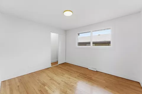 Bedroom - 11635 S Bishop St, Chicago, IL 60643 photo 4 of 7