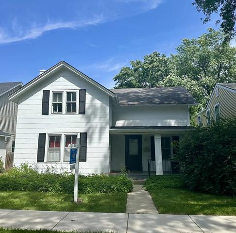 532 S Main St, Naperville, IL 60540