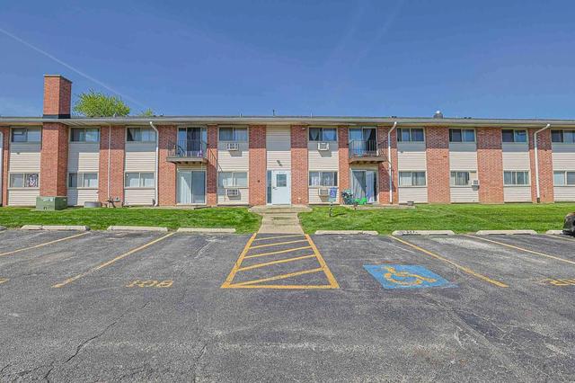 673 E Fullerton Ave #105, Glendale Heights, IL 60139