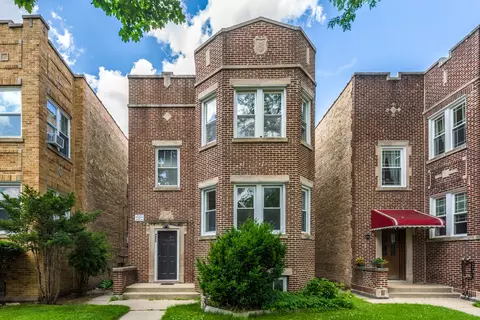 4826 Wright Ter, Skokie, IL 60077