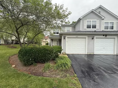 1303 Brookdale Dr #1303, Carpentersville, IL 60110
