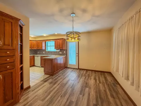 Other - 17 Lafayette Mdw, Mattoon, IL 61938 photo 2 of 10