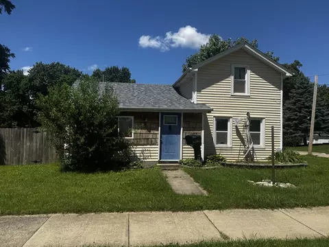 627 N Van Buren St, Batavia, IL 60510