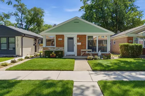 10111 S California Ave, Chicago, IL 60655