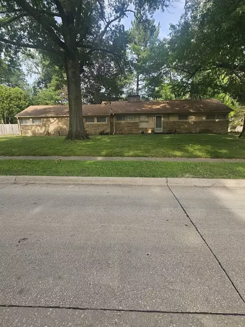 2614 31st St, Moline, IL 61265
