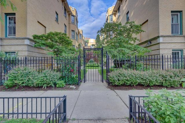 5515 N Winthrop Ave #3E, Chicago, IL 60640