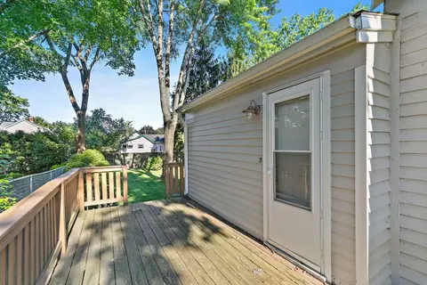 315 E 2nd St, East Dundee, IL 60118 photo 13