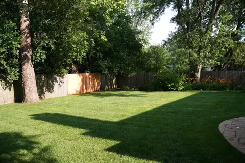 625 Sapling Ln, Deerfield, IL 60015 photo 4