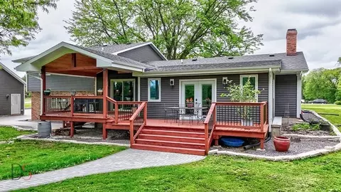 Exterior - 2531 E 1669th Rd, Ottawa, IL 61350 photo 5 of 10