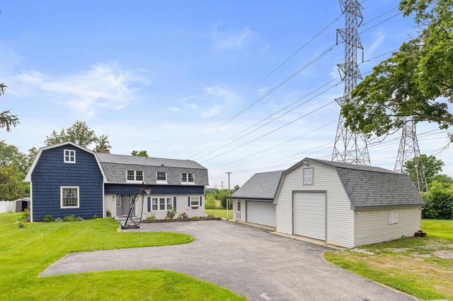 2 N330 Swift Rd, Lombard, IL 60148
