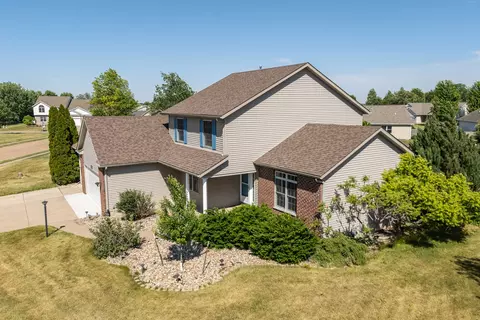 11 Jacob Dr, Eldridge, IA 52748 photo 4