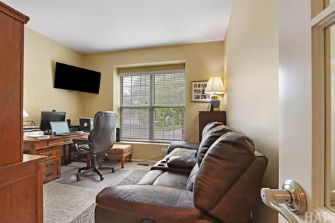Other - 5952 Leeds Rd, Hoffman Estates, IL 60192 photo 4 of 11