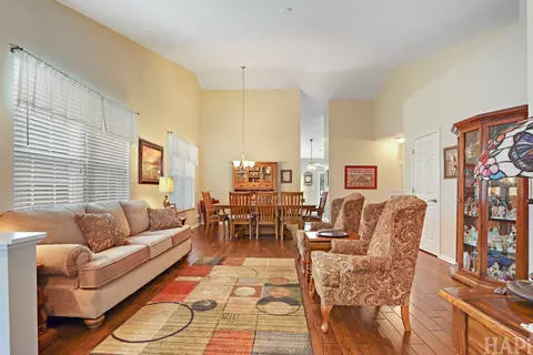 Living - 5952 Leeds Rd, Hoffman Estates, IL 60192 photo 1 of 3