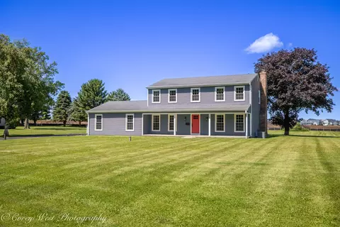 1 N164 Stargrass Ln, Elburn, IL 60119