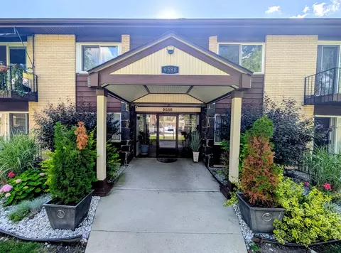 9588 Terrace Pl #1F, Des Plaines, IL 60016