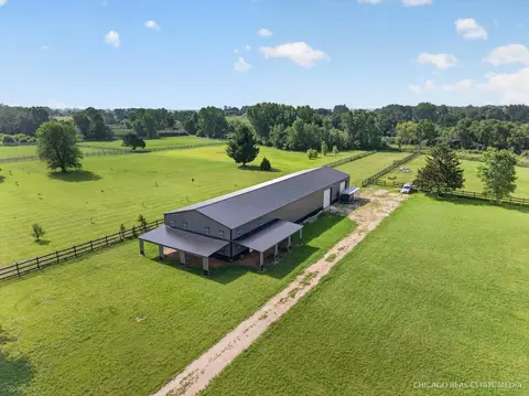 10617 Button Rd, Hebron, IL 60034 photo 3
