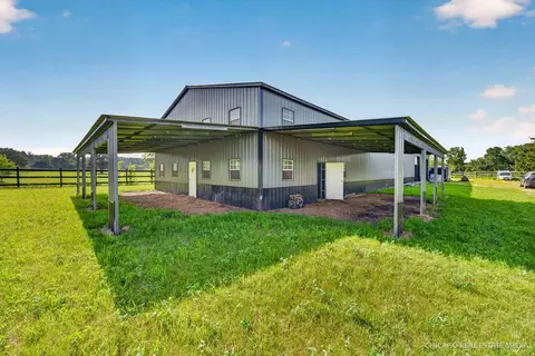 10617 Button Rd, Hebron, IL 60034 photo 4