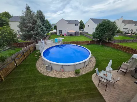 Exterior - 1801 Caton Ridge Dr, Plainfield, IL 60586 photo 7 of 8