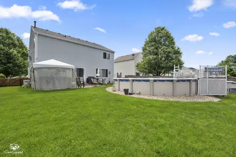 Exterior - 1801 Caton Ridge Dr, Plainfield, IL 60586 photo 2 of 8