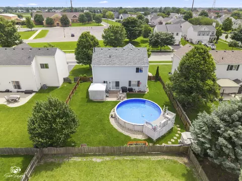 View/Area - 1801 Caton Ridge Dr, Plainfield, IL 60586 photo 6 of 8