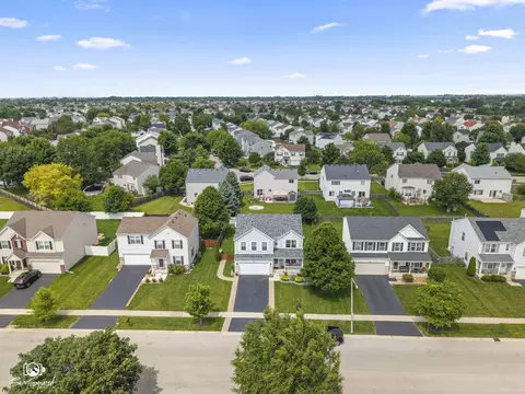 View/Area - 1801 Caton Ridge Dr, Plainfield, IL 60586 photo 3 of 8