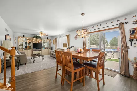 Dining - 1801 Caton Ridge Dr, Plainfield, IL 60586 photo 2 of 2