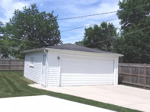 Exterior - 2312 S 14th Ave, Broadview, IL 60155 photo 2 of 3