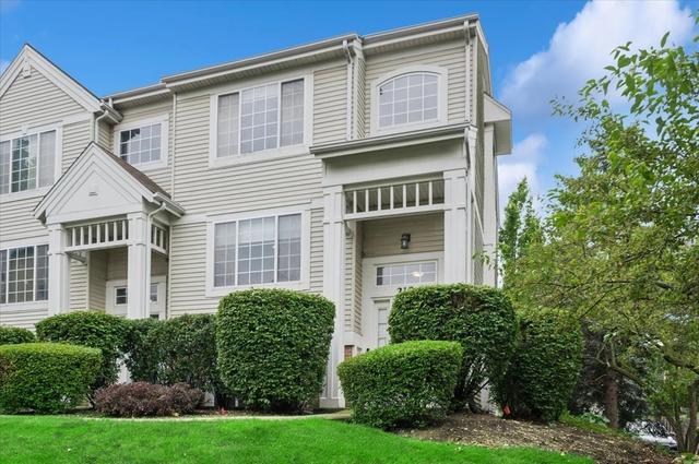218 Polo Club Dr #218, Glendale Heights, IL 60139